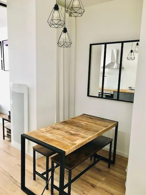 Le Dupont, 2 Chambres & Parking Prive Grenoble 0*,  France
